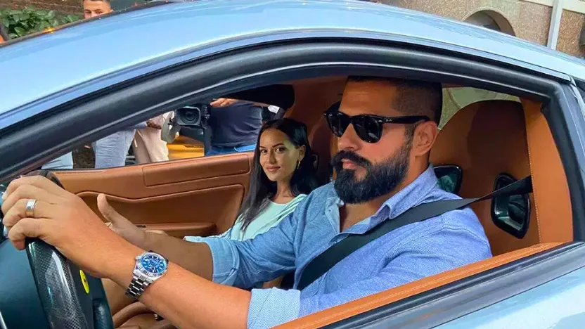 Burak Özçivit'in Lüks Otomobili ile Haftasonu Turu