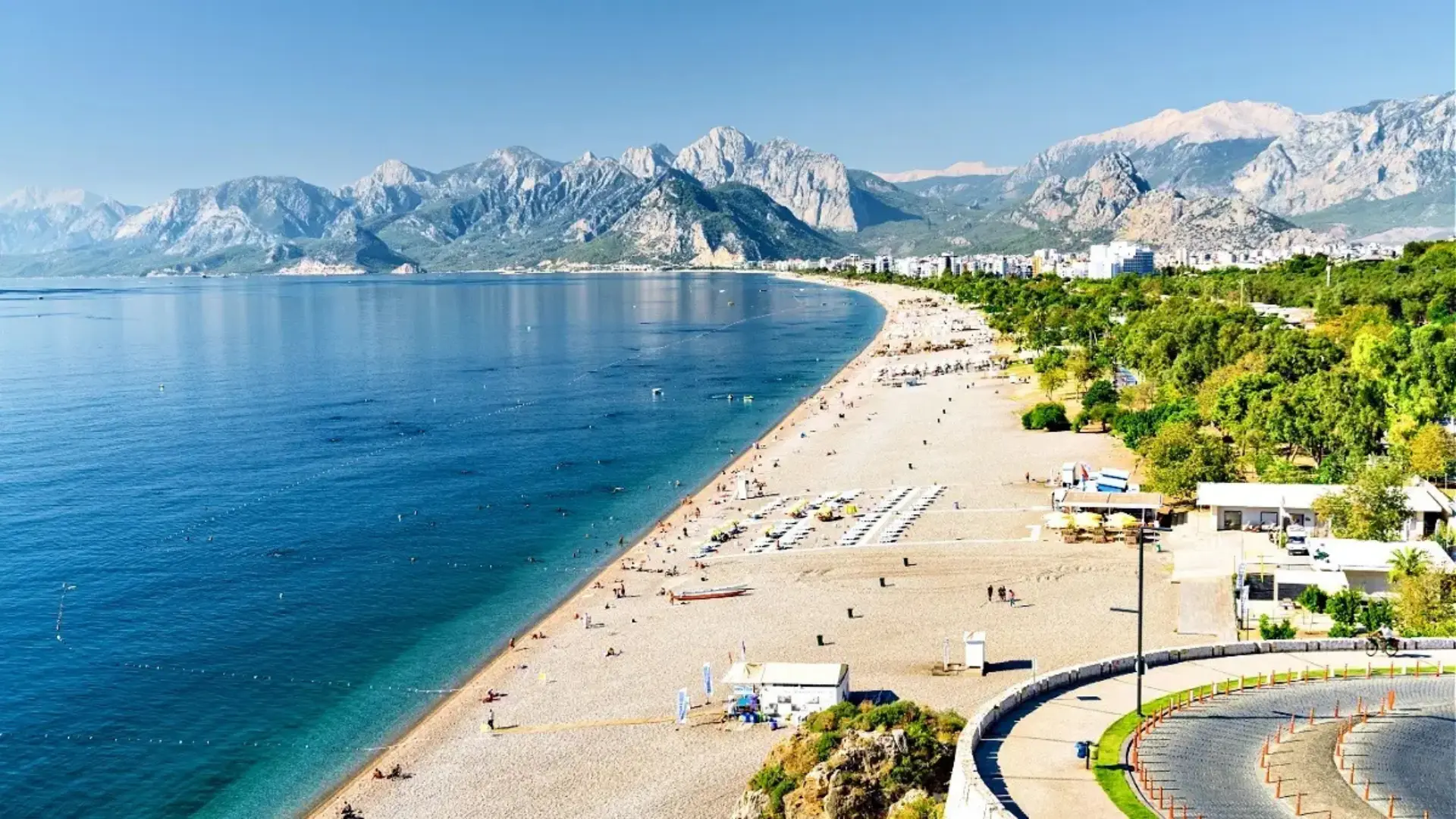 Antalya’nın En İyi 7 Plajı Denizin ve Güneşin Tadını Çıkarın